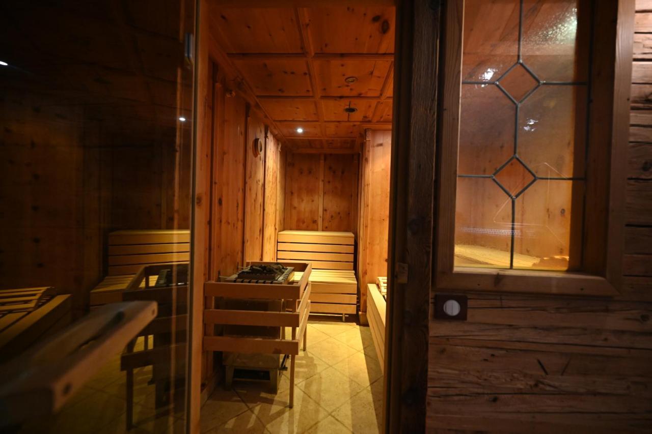 Mercure Sighisoara Binderbubi Hotel & Spa Exteriör bild