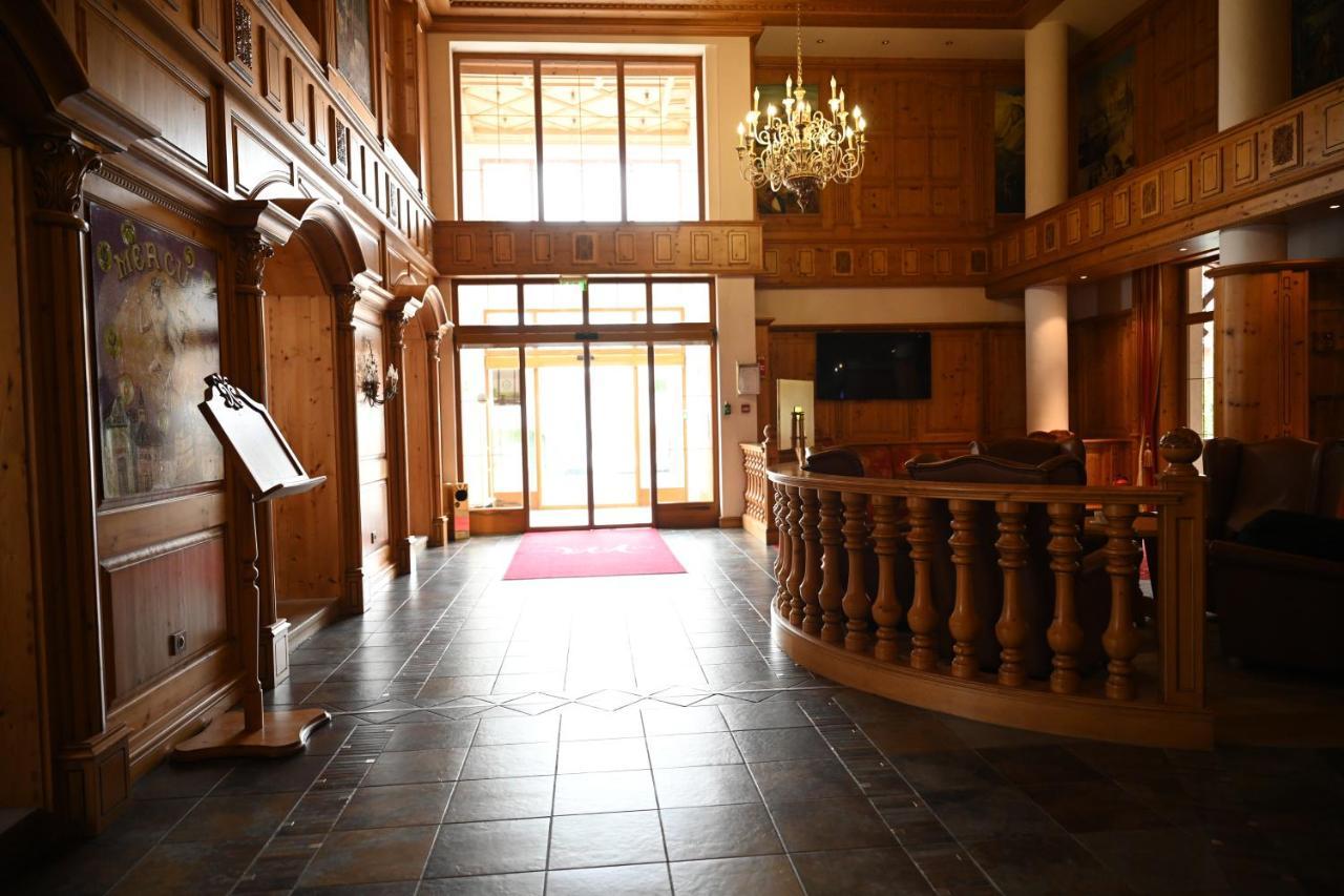 Mercure Sighisoara Binderbubi Hotel & Spa Exteriör bild