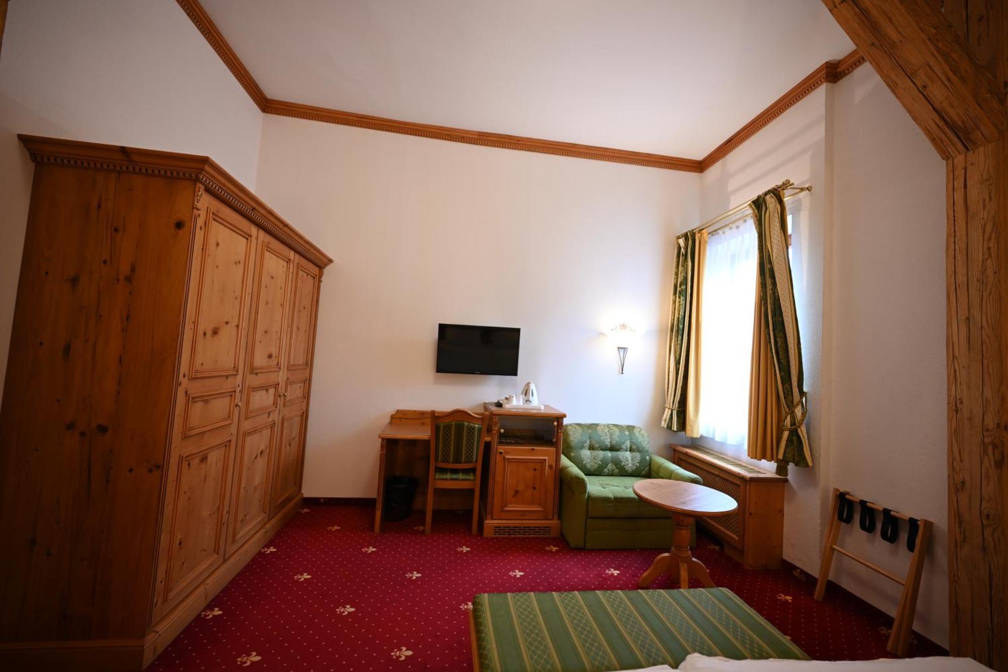 Mercure Sighisoara Binderbubi Hotel & Spa Exteriör bild