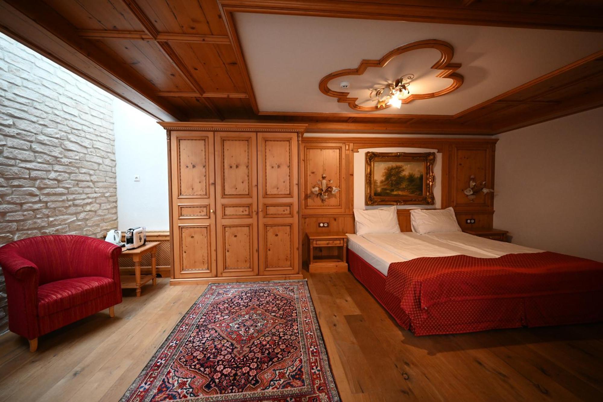 Mercure Sighisoara Binderbubi Hotel & Spa Exteriör bild