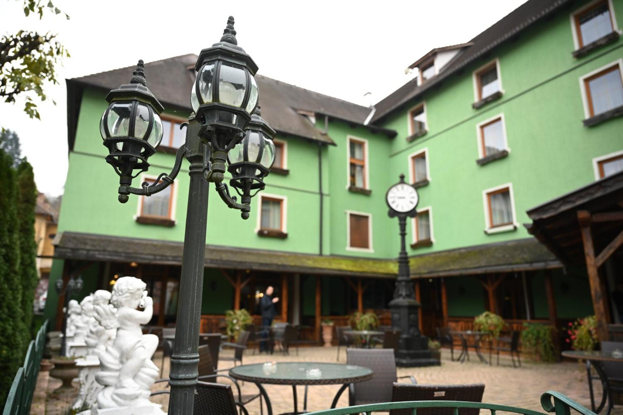 Mercure Sighisoara Binderbubi Hotel & Spa Exteriör bild